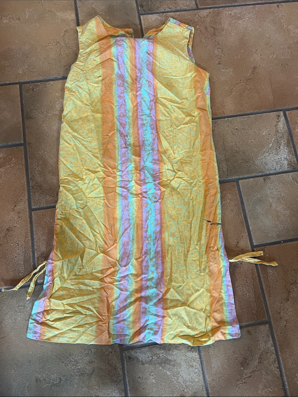 VINTAGE 1960’s PASTEL DRESS